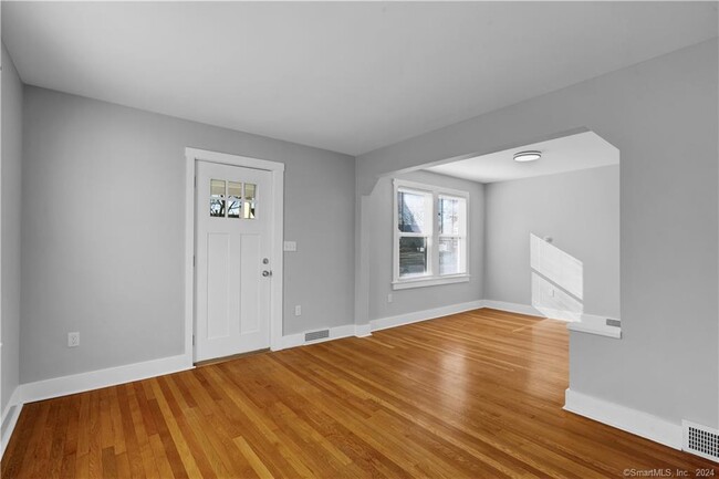 Building Photo - 79 E Broad St