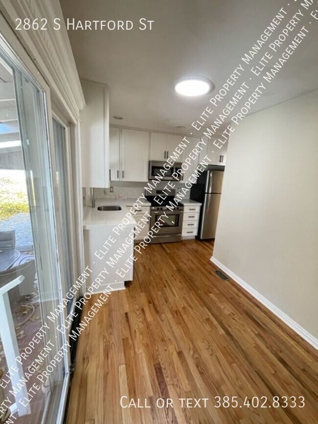 Foto del edificio - 2862 S Hartford St