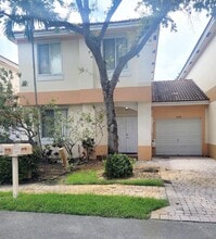 Building Photo - 6639 Hidden Cove Dr