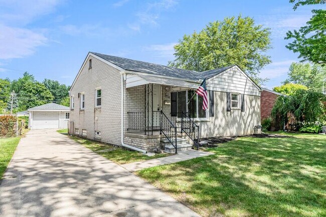 Building Photo - 30132 Richland Street