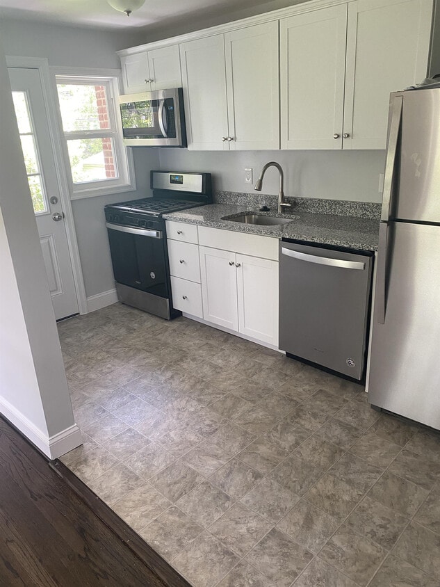 6400 Walnut St Woodlawn Md 21207 Townhouse For Rent In Woodlawn Md Apartments Com