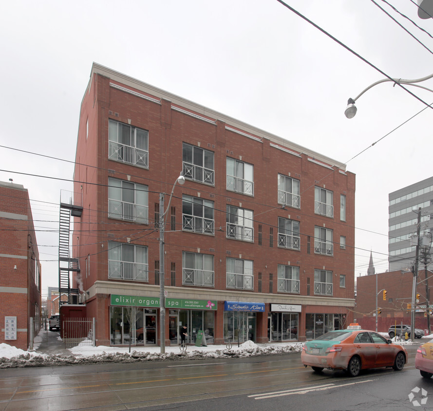 Primary Photo - 766 King St W