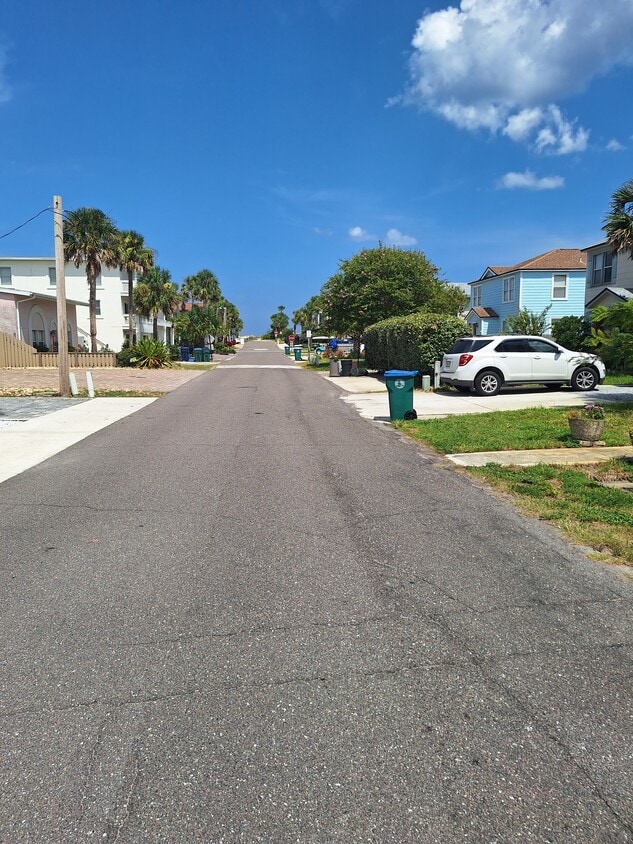 View of Cherry St to Neptune Beach access - 224 Cherry St