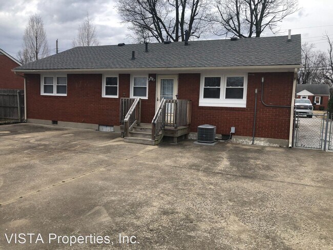 Building Photo - 3 br, 1 bath House - 1040 W. Indian Trail