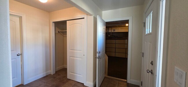 Foto del edificio - 4041 Raindancer Trail