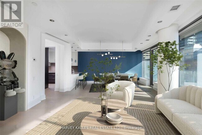 Photo du bâtiment - 77 Charles St W