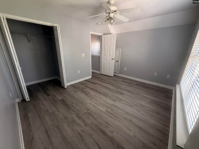 Foto del edificio - 375 Northwood St
