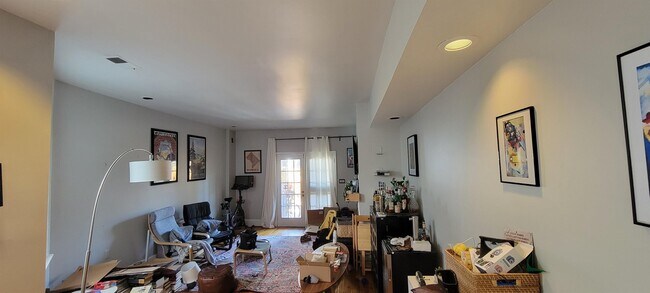Foto del edificio - 1416 Duncan St NE