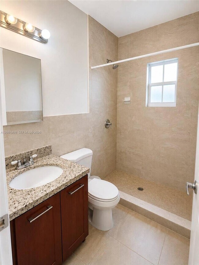 Foto del edificio - 4038 SW 9th Ter