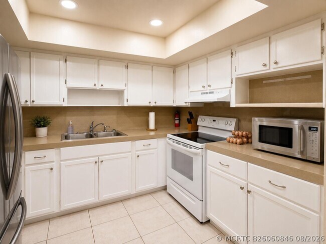 Foto del edificio - 5435 NW 17th St