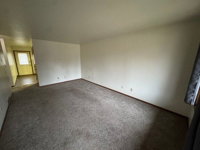 Building Photo - Dolder Duplex