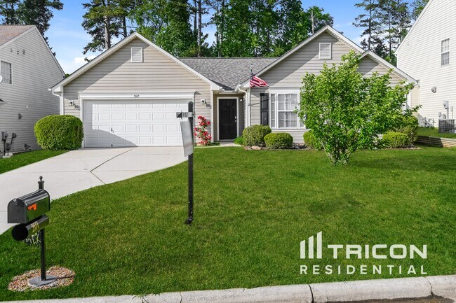 Foto del edificio - 2117 Clear Brook Dr