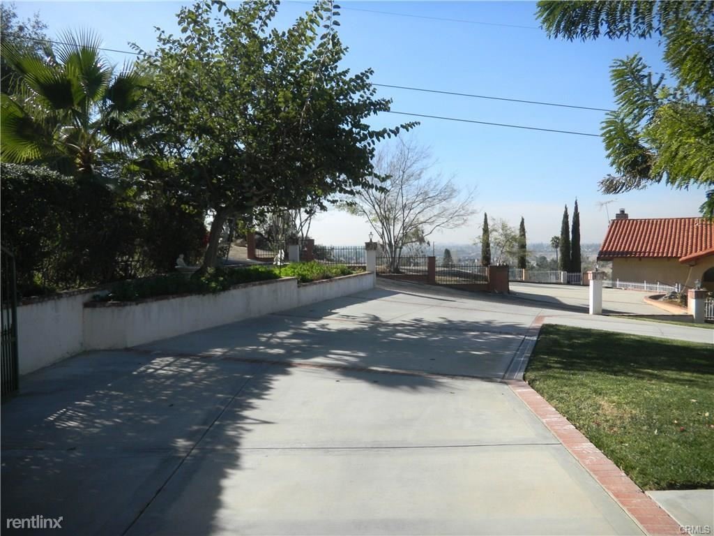 Primary Photo - 3 br, 2 bath House - 5122 Glen Albyn Ln