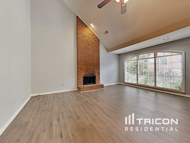 Building Photo - 820 Waterbury Court Clarkston GA