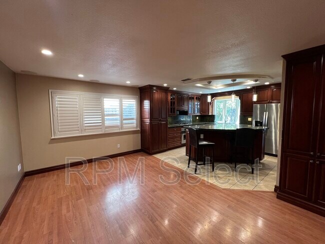 Foto del edificio - 9020 Lismore Dr