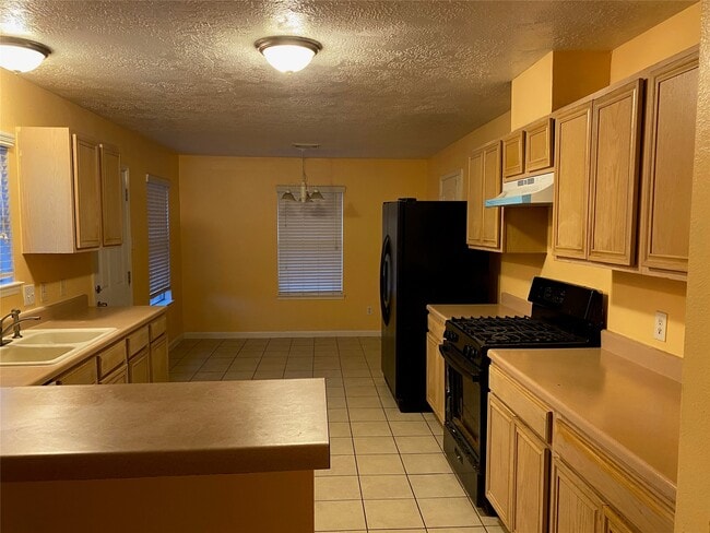 Foto del edificio - 9311 Eaglewood Spring Dr