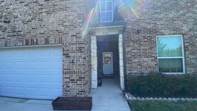 Photo - 3710 Prosperity Ave House