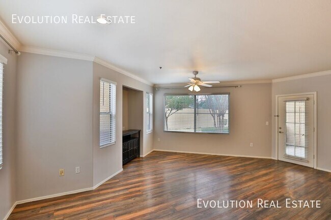 Foto del edificio - 2134 E Broadway Rd