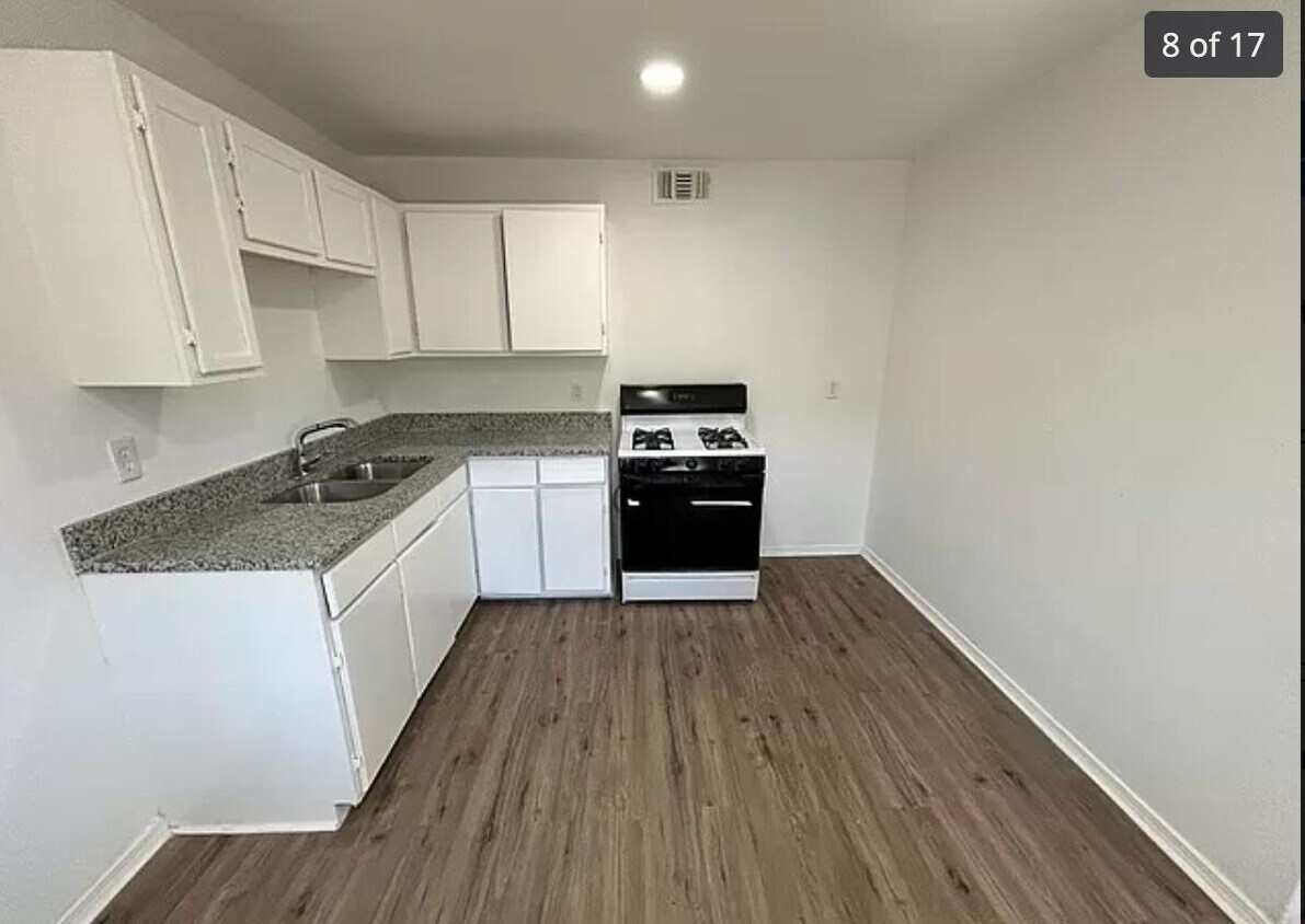 Foto principal - 2807 Observation Dr