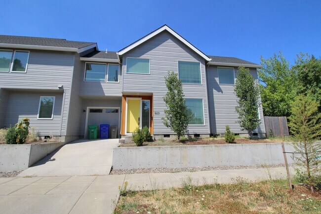 Building Photo - 9707 N Smith St