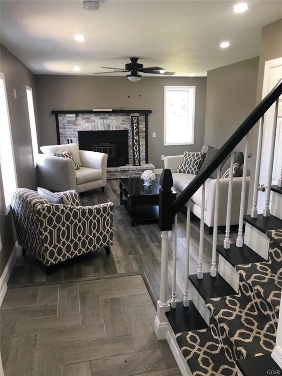 Foto del edificio - 439 Cherry Hill Rd