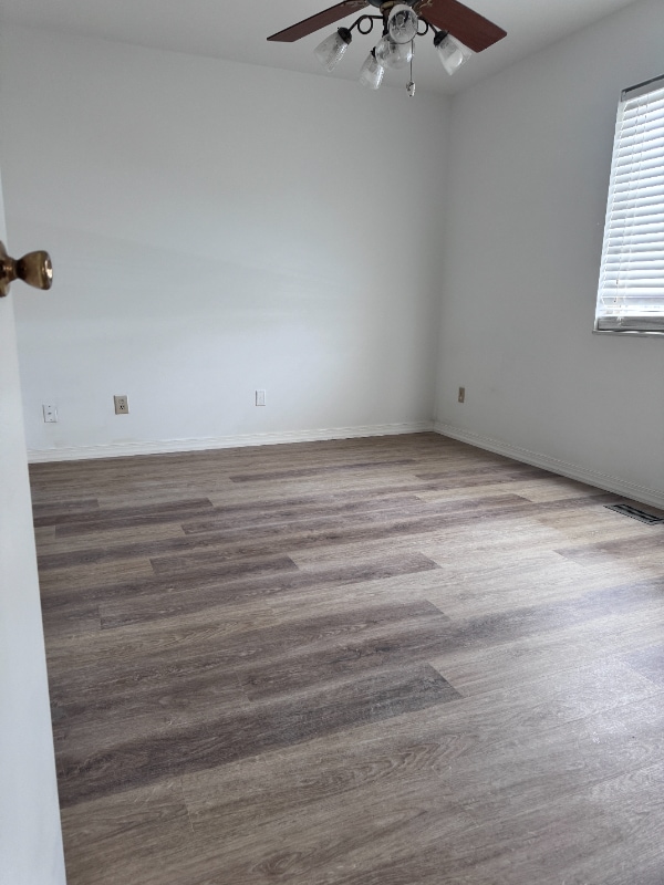 Building Photo - 303 Highland Dr