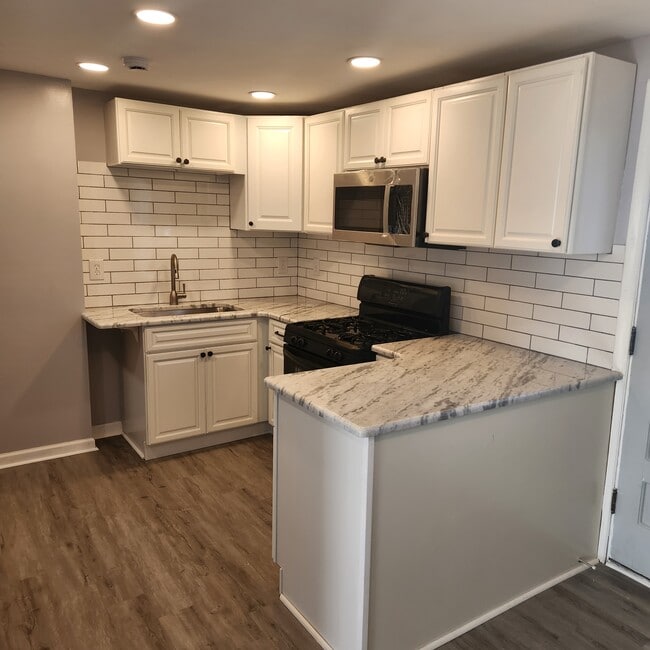 Building Photo - 2065 Colvin Blvd