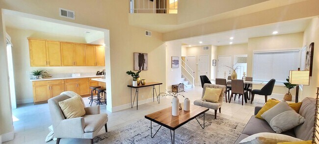 Foto del edificio - 1146 Rosebriar Way