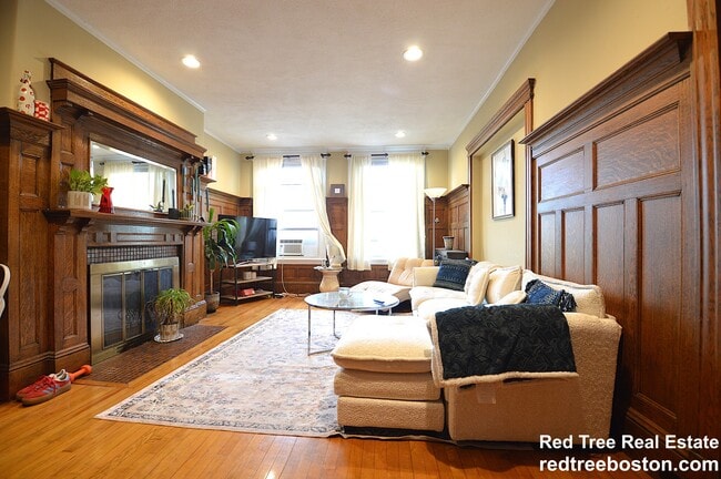 Photo - 1793 Beacon St Apartment