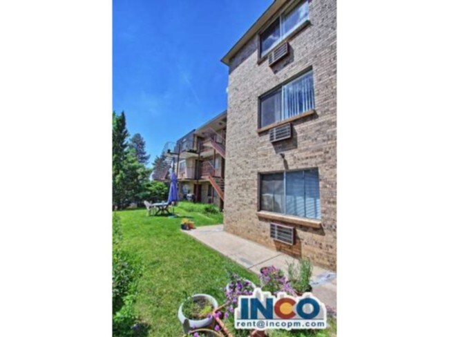 Foto del edificio - 3310 S Grant St