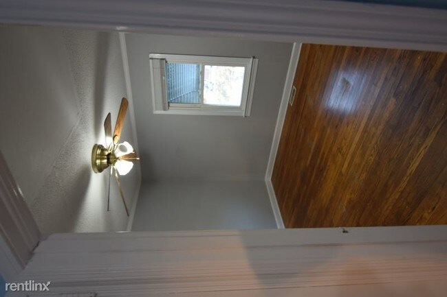 Building Photo - 2 br, 1 bath House - 1205 Lake Wheeler Rd