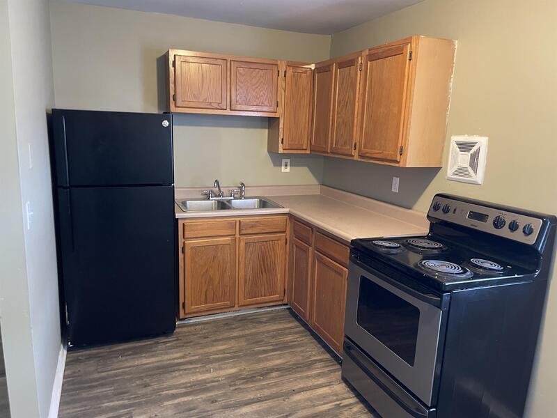 Foto principal - 7843 Glen Orchard Dr