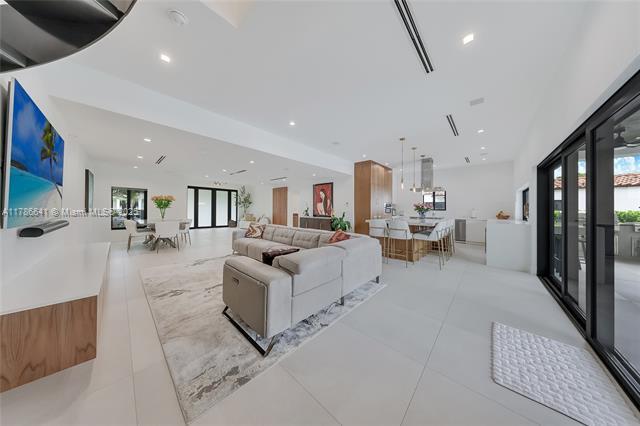 Foto del edificio - 5857 SW 31st St