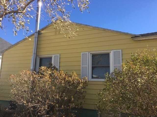 Primary Photo - 704 Jefferson Ave