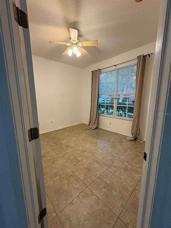 Building Photo - 6345 Bridgecrest Dr