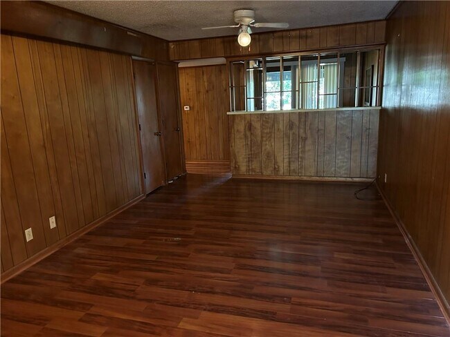 Foto del edificio - 331 S 7th St