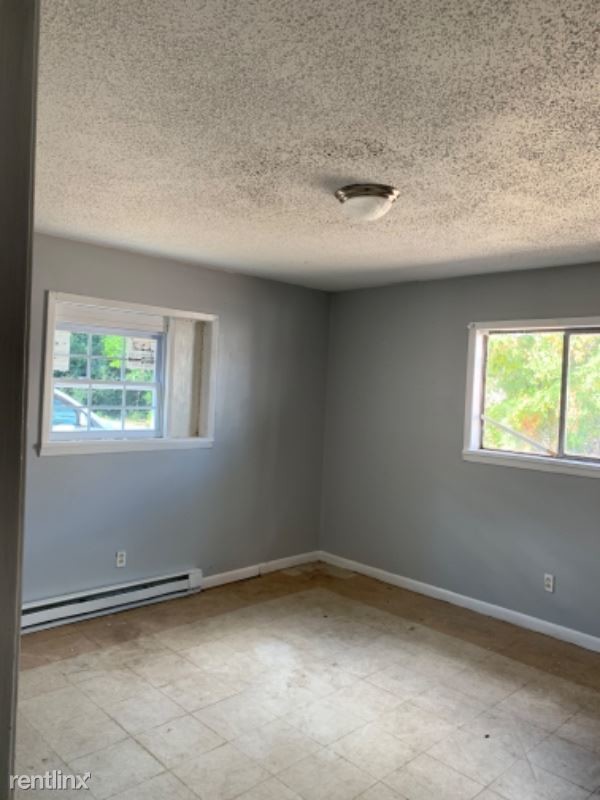 Building Photo - 2 br, 1 bath Townhome - 509 Maple St