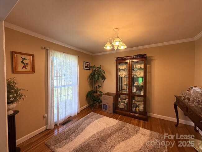 Foto del edificio - 6030 Craftsbury Dr