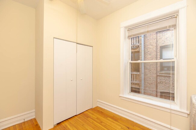 Foto del edificio - 4613 N Ashland Ave