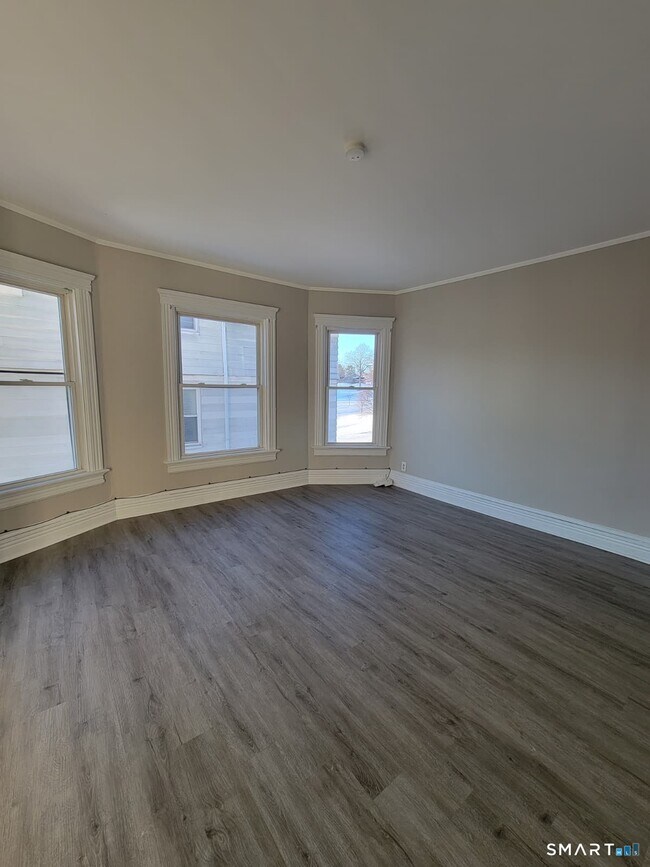 Foto del edificio - 187 Hart St