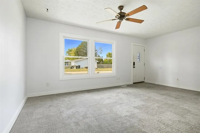 Foto del edificio - 1206 Aurora Way