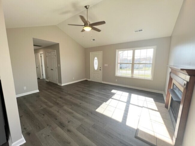 Building Photo - 1724 Ridge Runner Ct