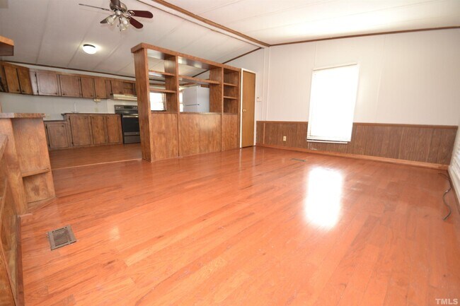 Building Photo - 8001 Smith Rd