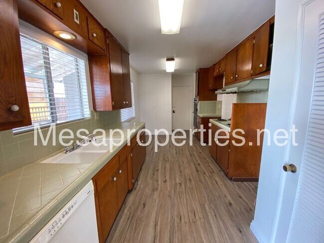 Building Photo - 1276 Bradford Ct