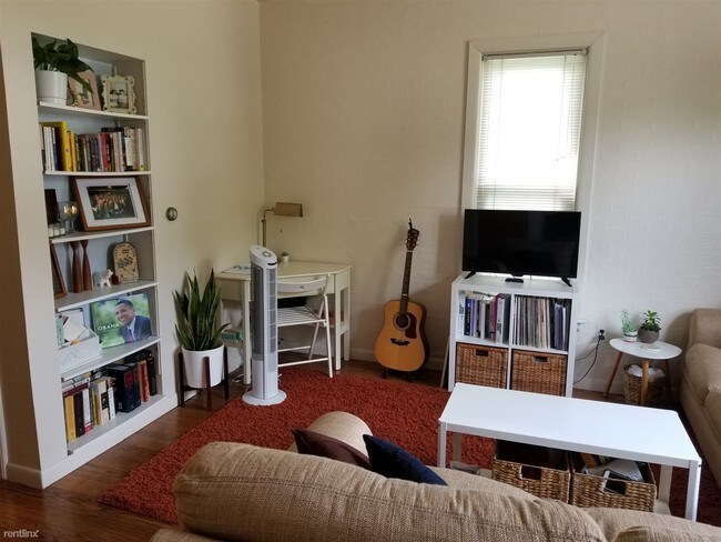 Foto del edificio - 1 br, 1 bath Apartment - 314 Packard St 1