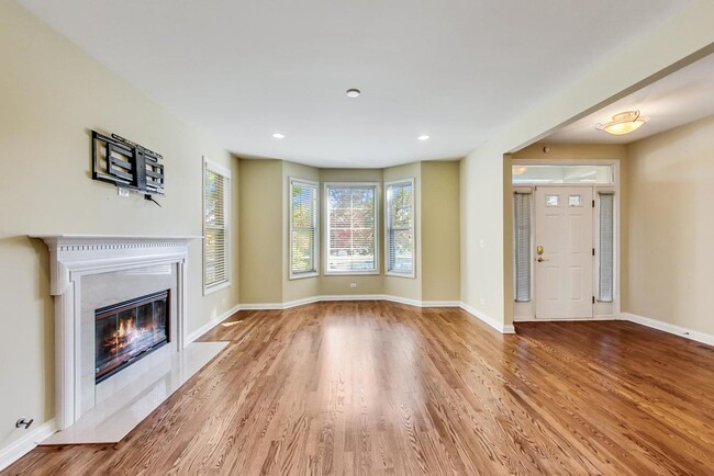 Foto del edificio - 2622 W Lake Ave