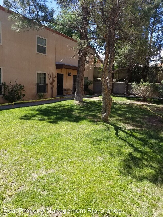 Primary Photo - 2 br, 1.5 bath House - 3404 Indian School ...