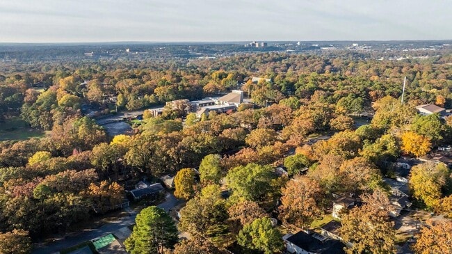 Building Photo - 7400 L St