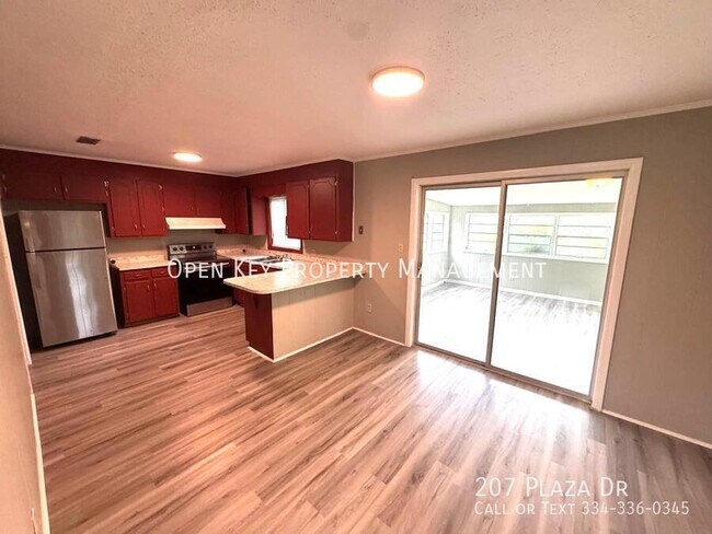 Foto del edificio - 207 Plaza Dr