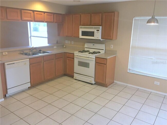 Building Photo - 6126 Lanshire Dr